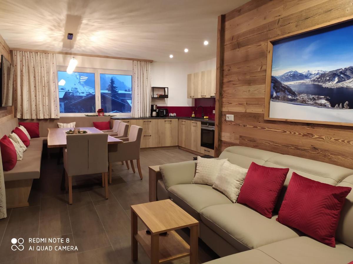 Alp-In Lodges คาพรูน ภายนอก รูปภาพ