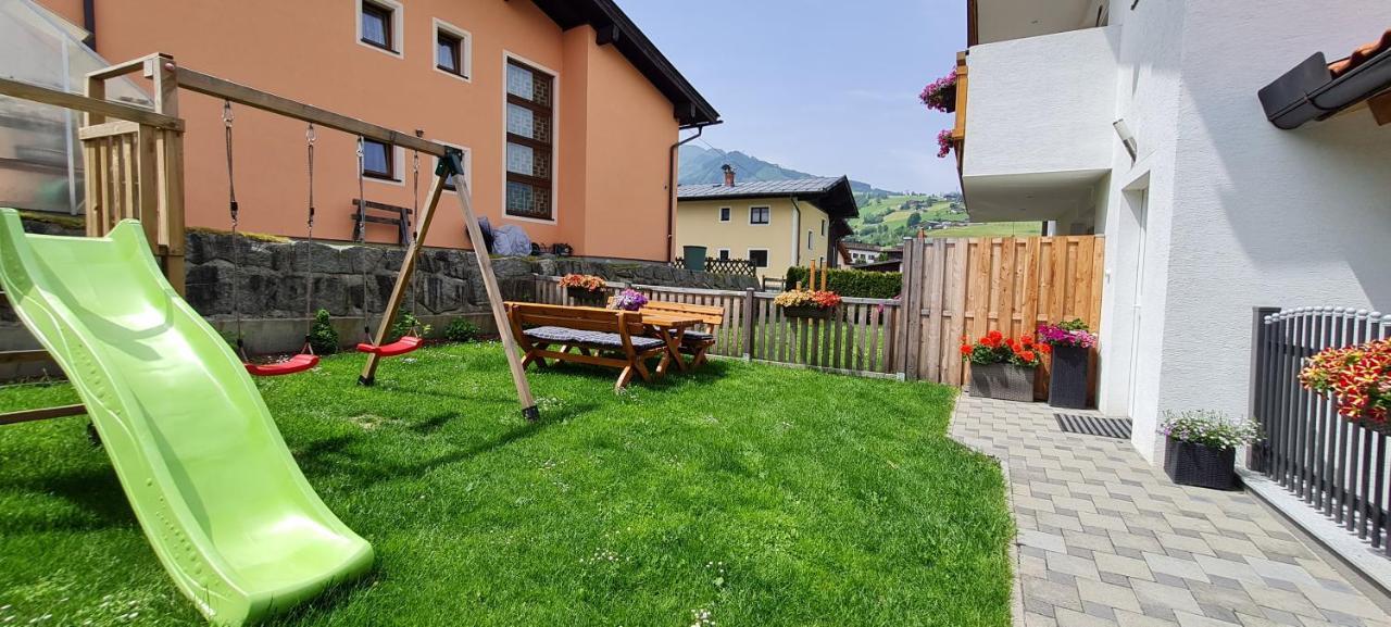 Alp-In Lodges คาพรูน ภายนอก รูปภาพ