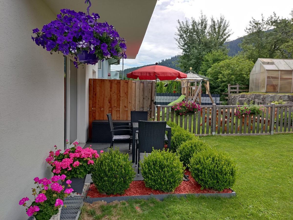 Alp-In Lodges คาพรูน ภายนอก รูปภาพ