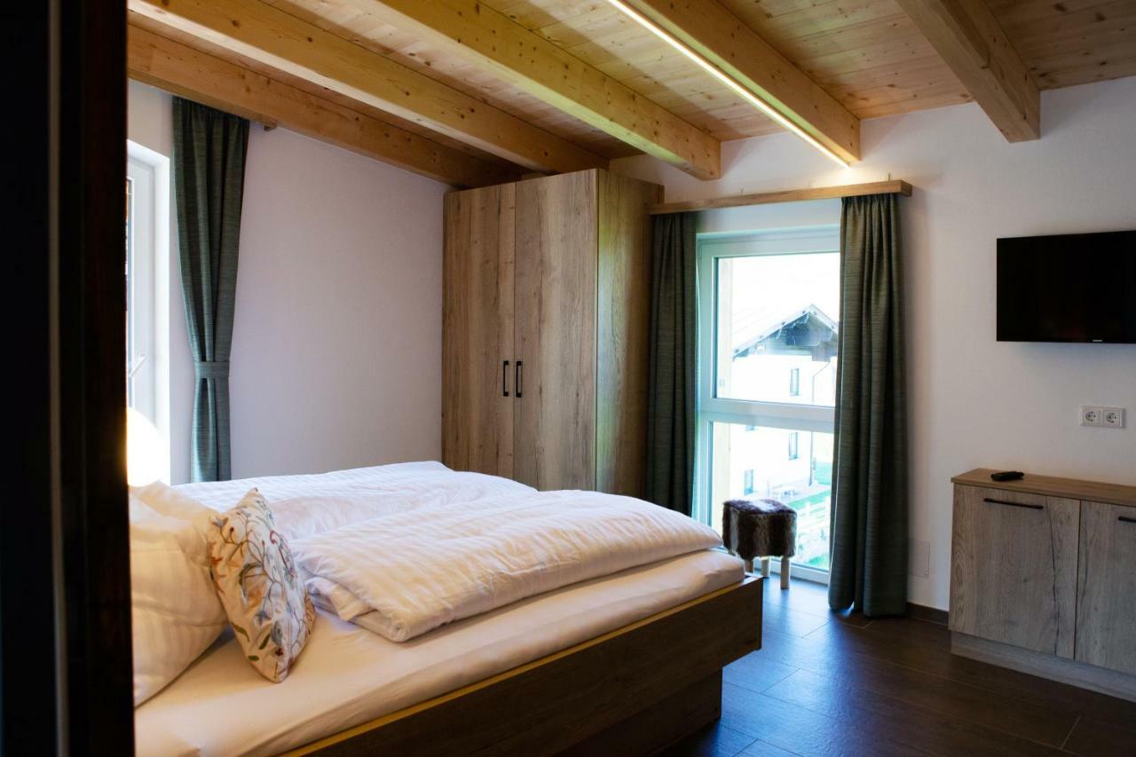 Alp-In Lodges คาพรูน ภายนอก รูปภาพ