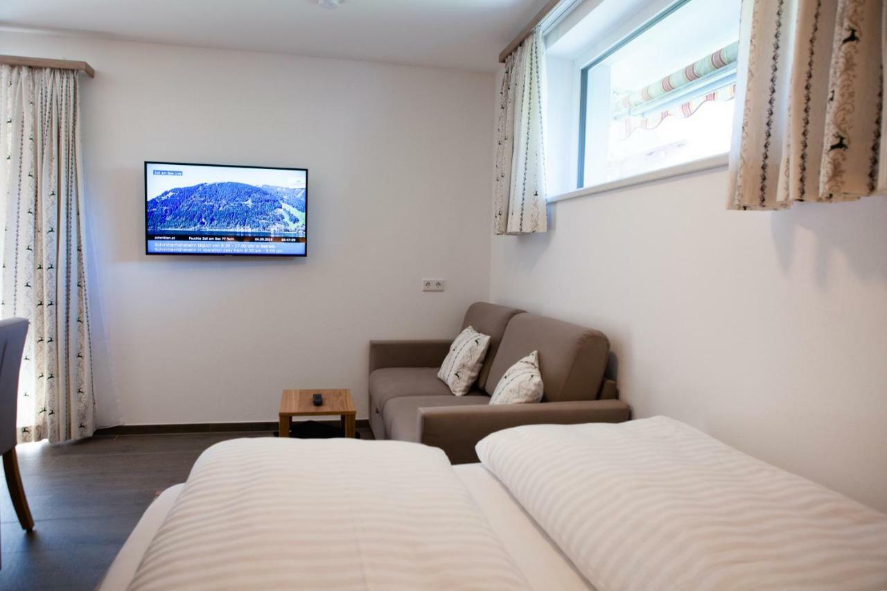 Alp-In Lodges คาพรูน ภายนอก รูปภาพ