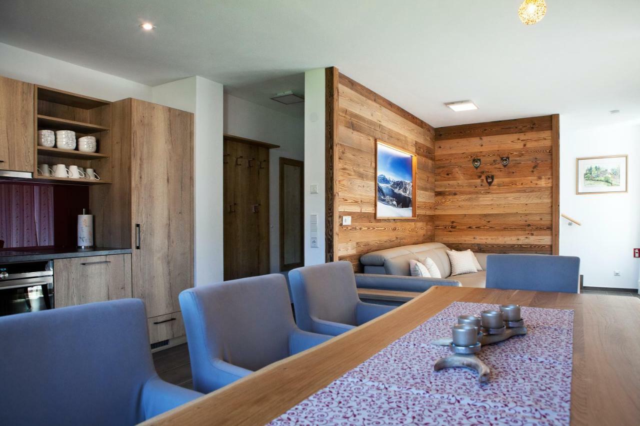 Alp-In Lodges คาพรูน ภายนอก รูปภาพ