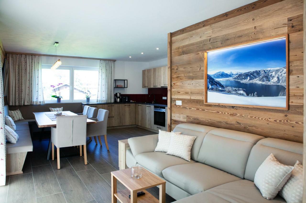 Alp-In Lodges คาพรูน ภายนอก รูปภาพ